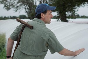 "El agrónomo", el dilema frente a los agroquímicos