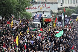 Miles de personas despidieron los restos del líder de Hamas
