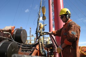 Paro de petroleros: el gobierno dictó la conciliación obligatoria