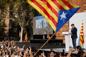 España: Puigdemont reapareció en un acto Barcelona y se dio a la fuga