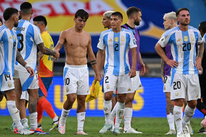 Argentina tuvo todo en contra y perdió ante Colombia por un penal que no fue (Fuente: AFP)