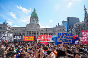 Protesta y represión frente al Congreso, crónica de una lucha que continúa (Fuente: Guido Piotrkowski)