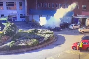 Fuerte atentado en Inglaterra: explotó un auto en la puerta de un hospital de Liverpool