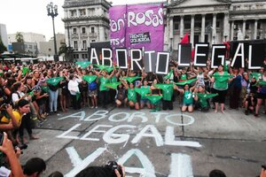 Diputados: buscan emitir dictamen del proyecto de la legalización del aborto y del Plan de los 1000 días