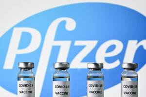 El Gobierno desmiente que haya rechazado el envío de vacunas Pfizer a través de Covax