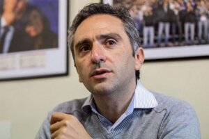 Andrés Larroque: “Hemos planteado generar 3 mil lotes para las familias de Guernica y los vecinos de Presidente Perón”