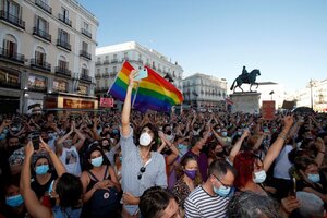 Multitudinarias marchas contra la homofobia en España: reclaman justicia por el crimen de odio de Samuel Luiz Muñiz