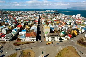 Trabajar menos y renunciar por corruptos: extrañas costumbres islandesas