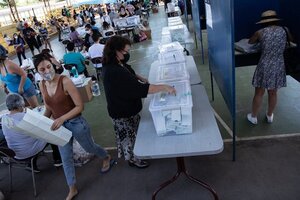 Elecciones en Chile: cierran las mesas de votación y comienza el recuento de votos