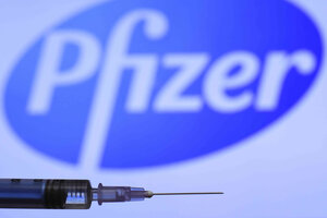 Llegaron al país las primeras 100 mil dosis de vacunas de Pfizer