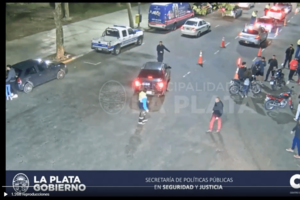 La Plata: atropelló y arrastró a un inspector de tránsito para evadir el control