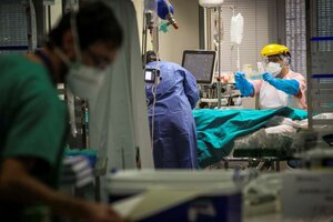 Trabajadores de la salud denuncian desborde en hospitales porteños