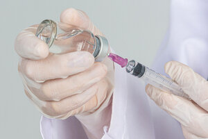 La vacuna de Oxford-Astrazeneca reduce la propagación del coronavirus en un 67 por ciento