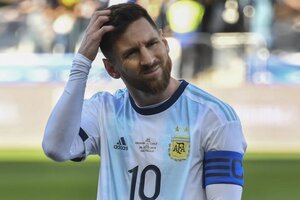 La salud de Lionel Messi: no jugará este sábado en el PSG y está en duda para la Selección