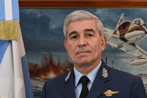 Las declaraciones de Duhalde fueron "totalmente desafortunadas", dijo el jefe de la Fuerza Aérea