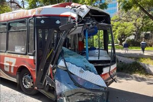 Fuerte choque en el Metrobus de la 9 de Julio: hay 17 heridos