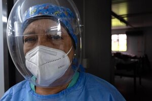 Coronavirus: del colapso al reclamo del personal sanitario, un día en guardias de hospitales y clínicas