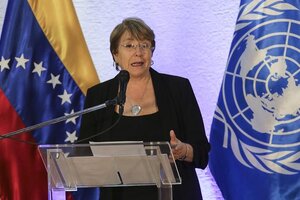 Bachelet cuestionó a Bolsonaro por los incendios del Amazonas