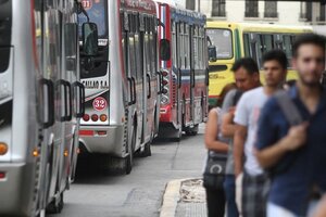 Circularán menos colectivos en la Ciudad y el Gran Buenos Aires por un reclamo de empresas por el pago de subsidios
