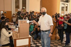Elecciones en Corrientes: Fabián Ríos votó y condenó el ataque a Miguel Arias
