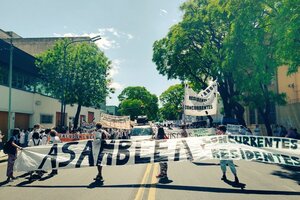 Protesta masiva de médicos, enfermeros y residentes frente al ministerio de Salud de la Ciudad de Buenos Aires