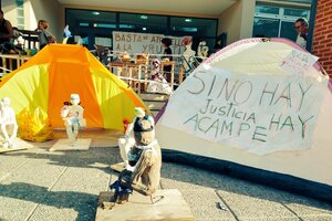 Protesta contra Larreta en la escuela Rogelio Yrurtia