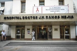 Trabajadores del Hospital Ramos Mejía reclaman por equipos de protección ante el coronavirus