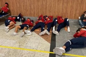 El plantel de Independiente quedó varado en un aeropuerto de Brasil por casos de coronavirus