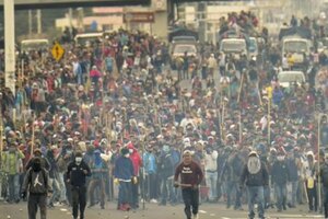 Ecuador se levanta ante el saqueo