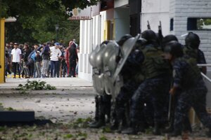 Asesinato de Luciano Olivera: la policía reprimió a manifestantes que pidieron justicia