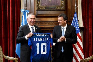 Sergio Massa mantuvo un encuentro con el embajador estadounidense, Marc Stanley