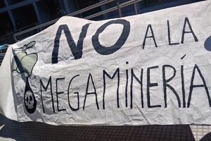 Tras cinco días de protestas, la Legislatura de Chubut derogó por unanimidad la Ley de megaminería