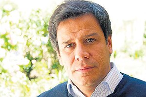 Facundo Manes cuestionó la actitud de Mauricio Macri de no presentarse ante la Justicia