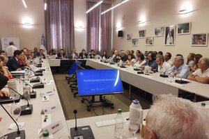 Sergio Romero: "Las negociaciones para el inicio de clases se dilatan"