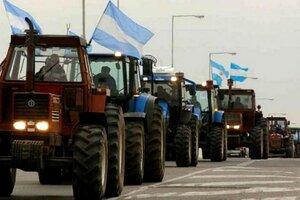 El "Tractorazo" llega a Plaza de Mayo para manifestarse contra el Gobierno