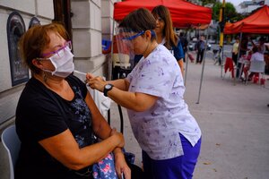 Campaña de vacunación contra el coronavirus: Argentina se acerca a las 95 millones de dosis aplicadas