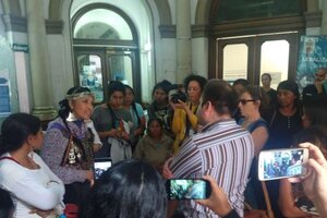 Mujeres de pueblos originarios reclaman que Frigerio las atienda