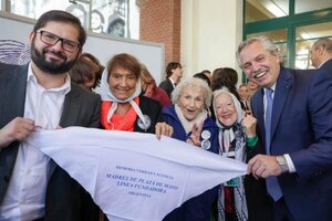 Alberto Fernández y Gabriel Boric visitaron el Museo Sitio de Memoria ESMA