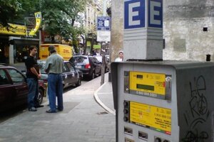 Vuelven las grúas y las multas por mal estacionamiento en la Ciudad de Buenos Aires