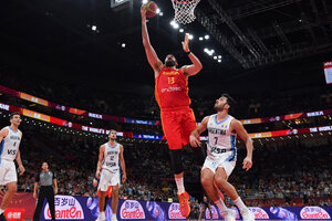Mundial de básquet: "No perdimos el oro, ganamos la plata" (Fuente: AFP)