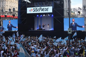 Macri en su ceremonia del adiós en el Obelisco