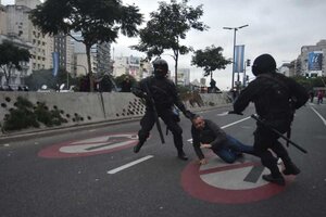 Conflicto social: el gobierno de Macri detuvo un manifestante por día (Fuente: DyN)