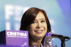 CFK presenta Sinceramente en Quilmes