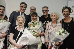 Sara Rus y León Gieco recibieron el premio Alicia Oliveira (Fuente: Sandra Cartasso)