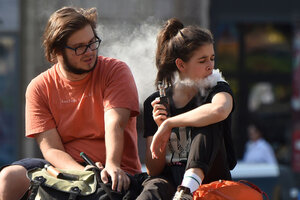 Sube a 21 años la edad para comprar tabaco y cigarrillos electrónicos en EE.UU. (Fuente: AFP)