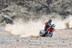 Rally Dakar: Kevin Benavides se acerca a la cima (Fuente: Prensa Dakar)