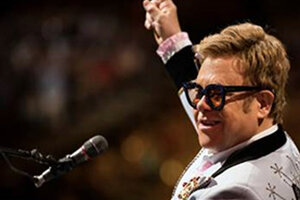 "Yo", la extensa biografía de Elton John