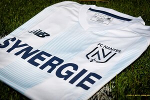 La camiseta argentina del Nantes en homenaje a Emiliano Sala