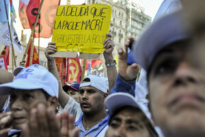 Dos marchas contra el FMI: "La deuda es con el pueblo" (Fuente: Sandra Cartasso)