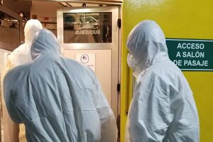 Coronavirus: 400 pasajeros de un ferry de Buquebus en cuarentena por un joven contagiado 
